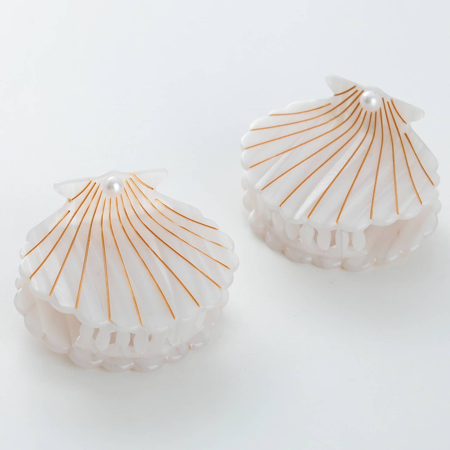 Seashell Claw Clip