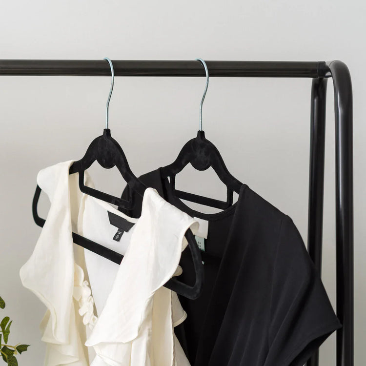 MonoChic Collection